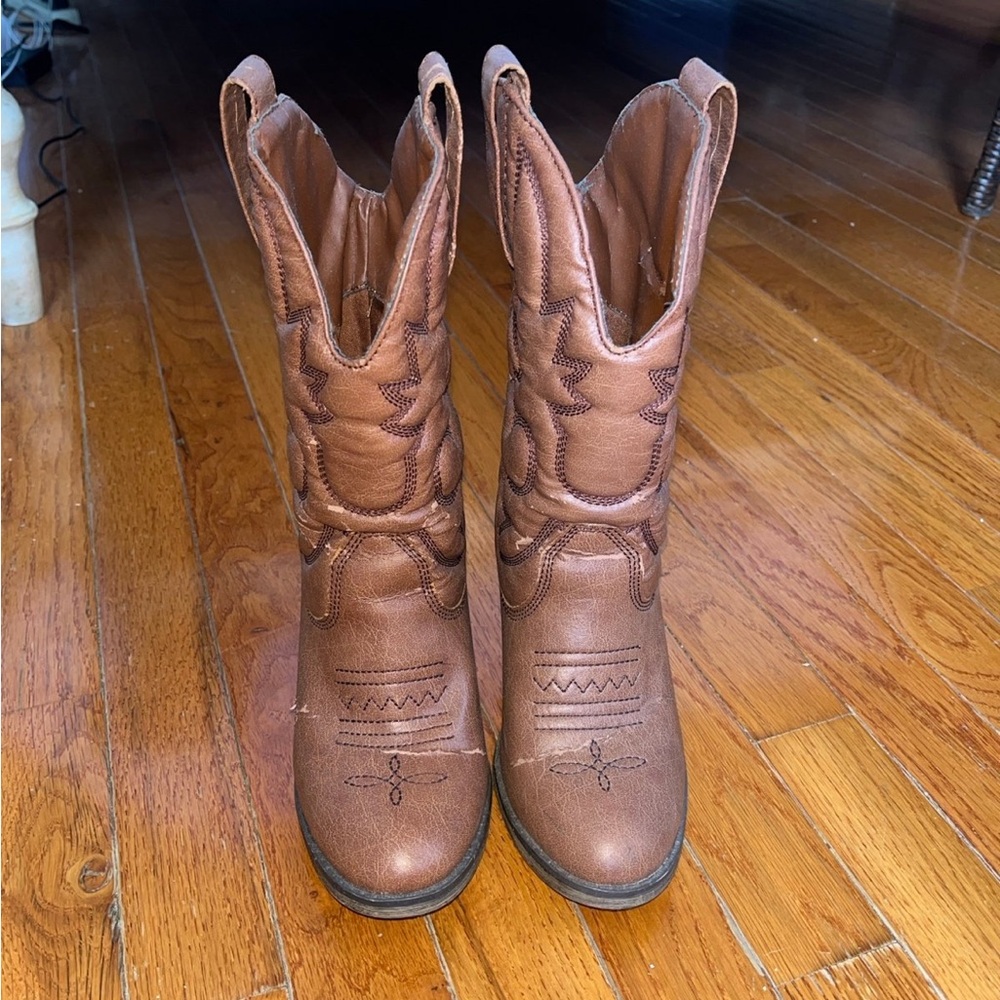 Forever 21 Brown cowboy boots